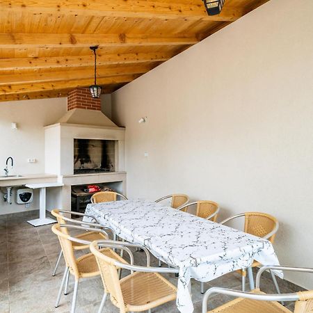 Nice Apartment In Dubrovnik With Kitchen Kültér fotó