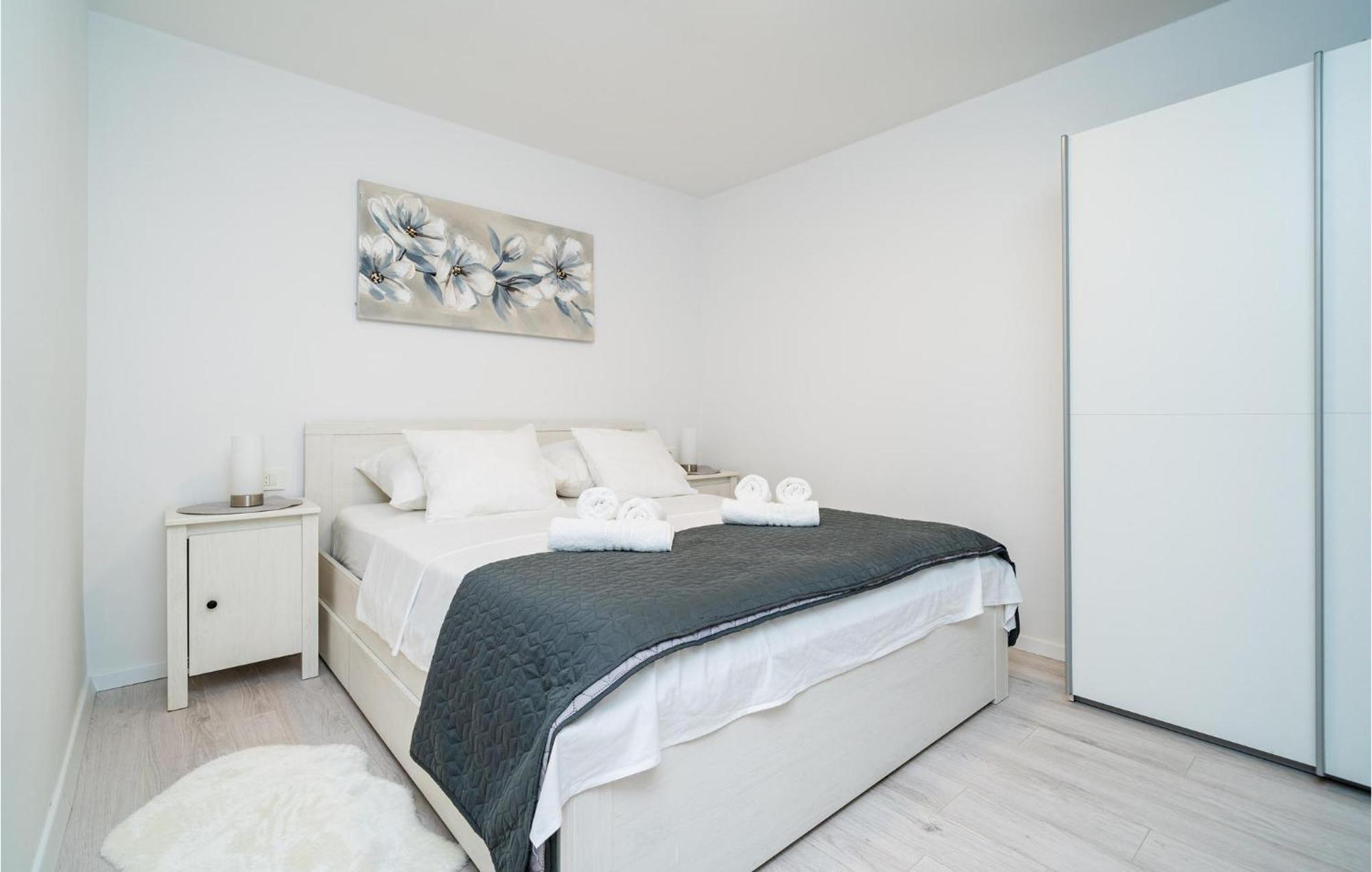 Nice Apartment In Dubrovnik With Kitchen Kültér fotó