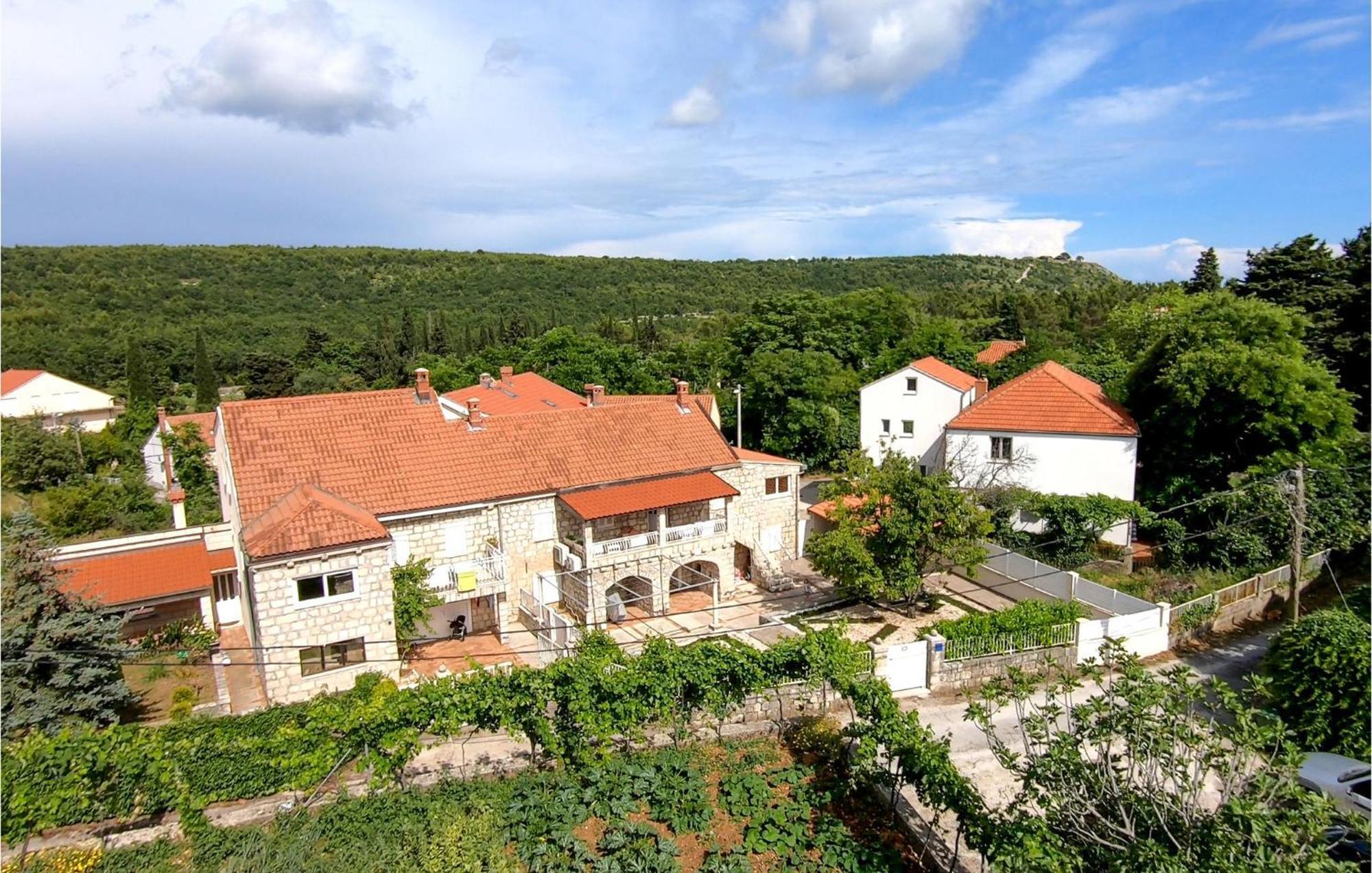 Nice Apartment In Dubrovnik With Kitchen Kültér fotó